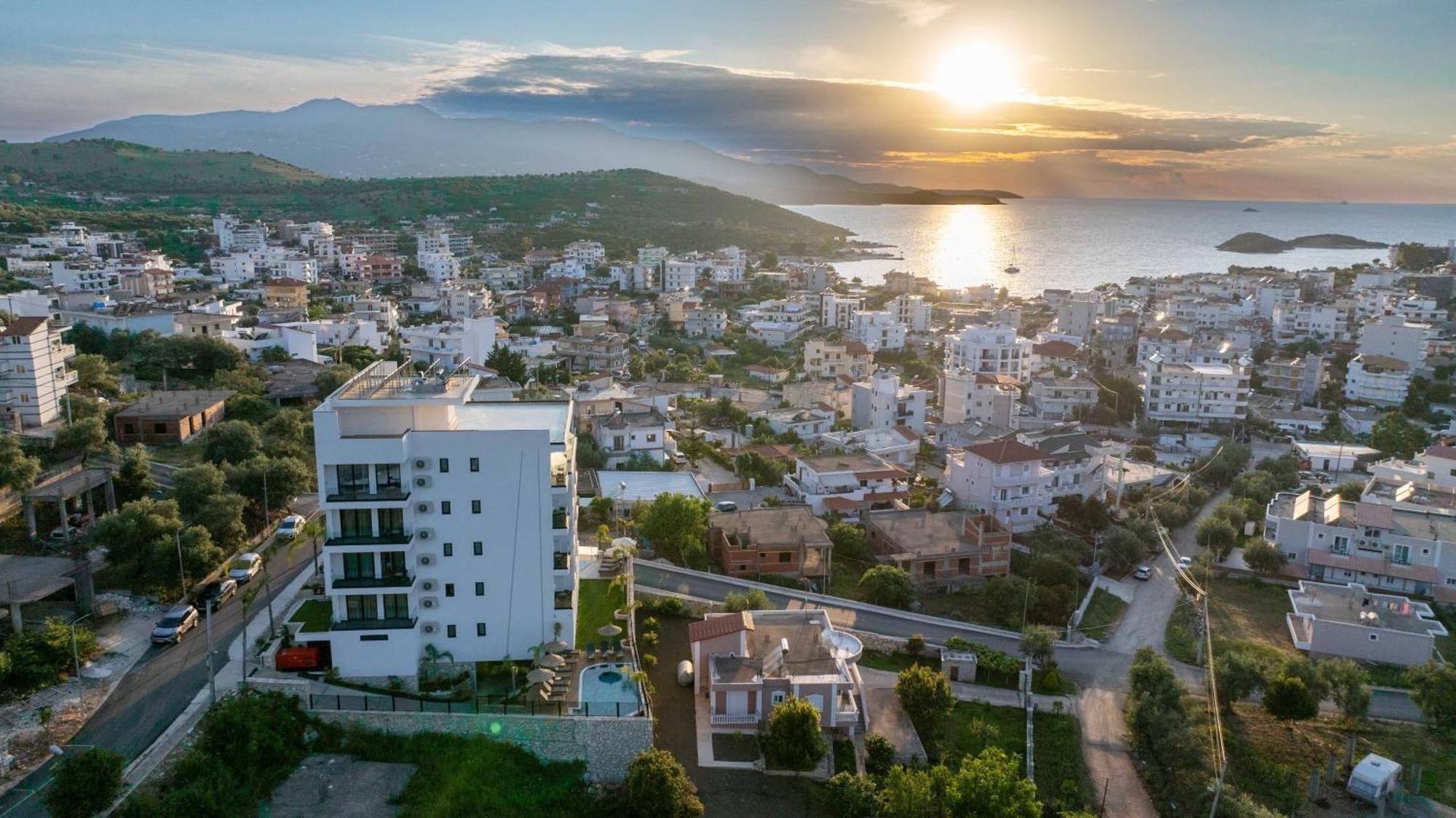 Ori Mare Hotel Ksamil Exterior photo